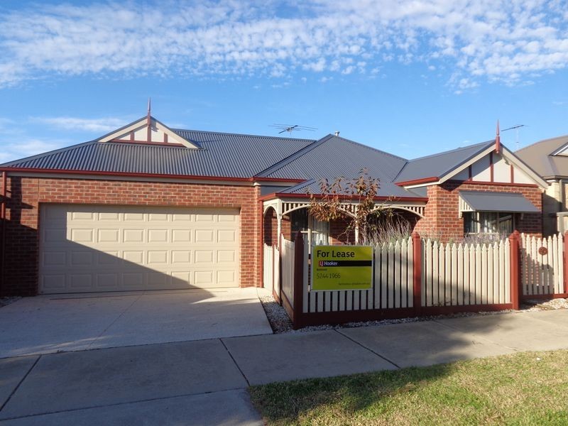 10 Marvins Place, Marshall VIC 3216