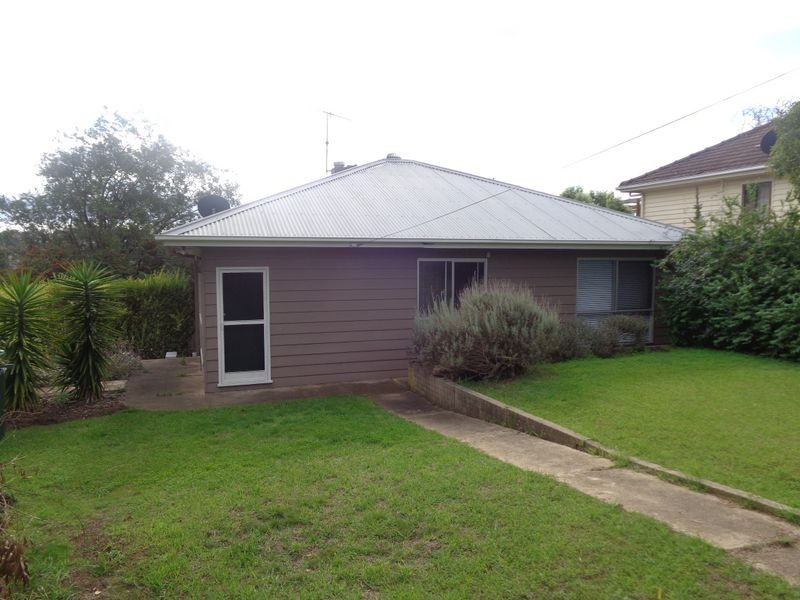 2 Helena Street, Highton VIC 3216