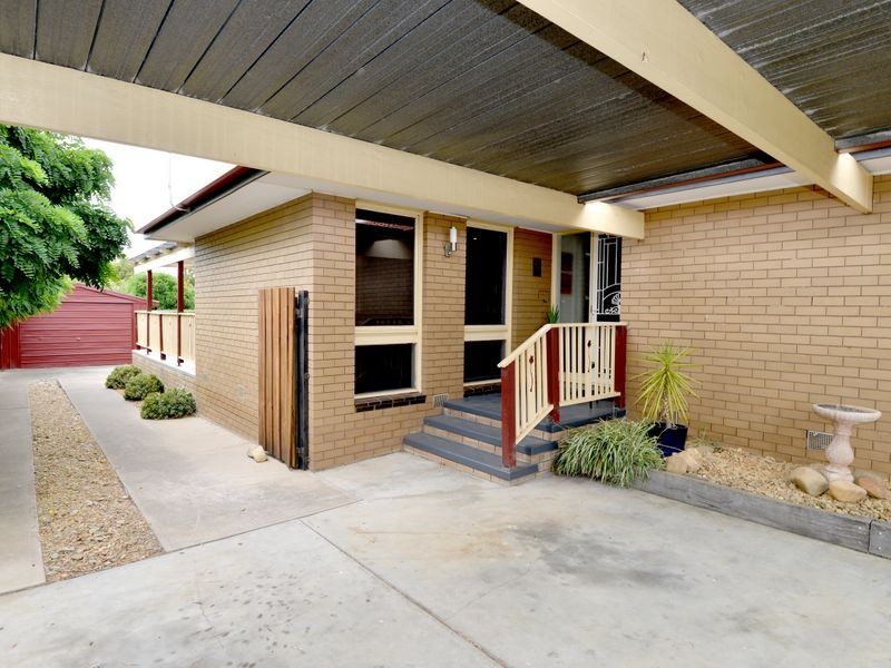 81 Burdoo Drive, Grovedale VIC 3216