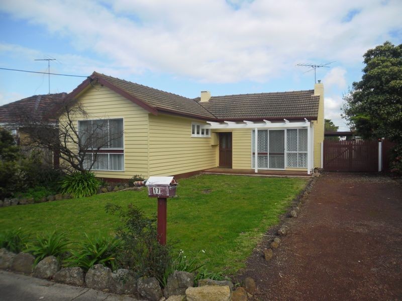 17 Pavo Street, Belmont VIC 3216