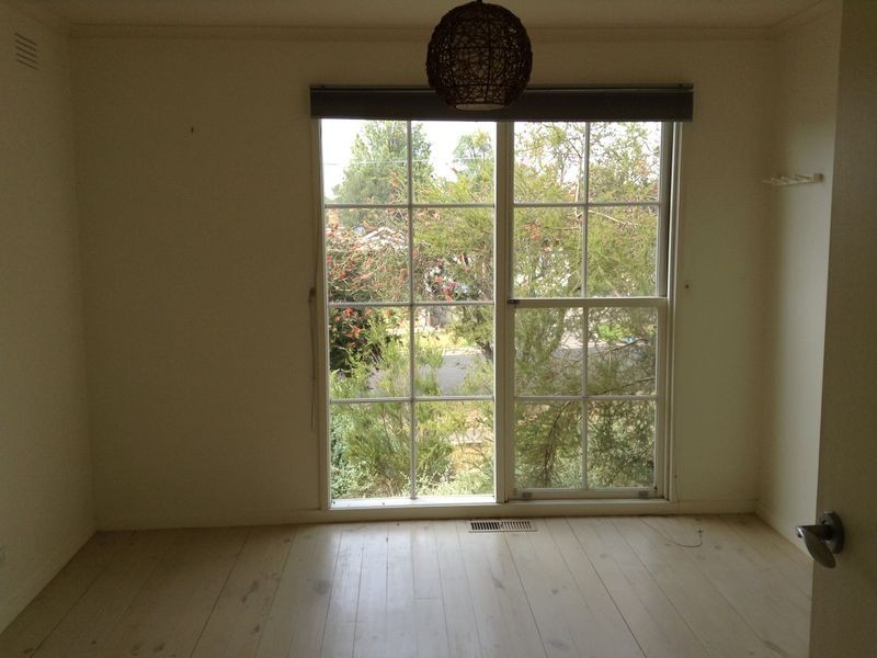 8 Tintinara Crescent, Belmont VIC 3216