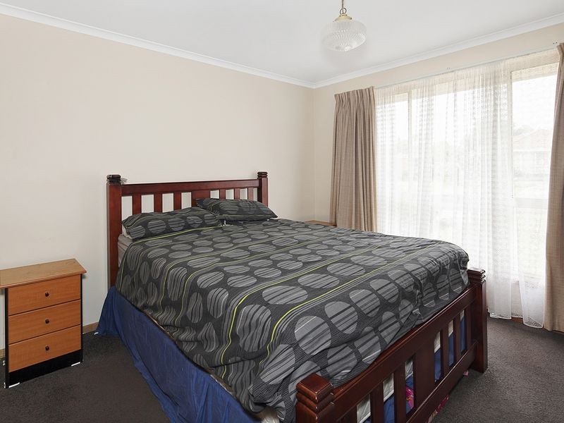 4 Longueville Lane, Grovedale VIC 3216