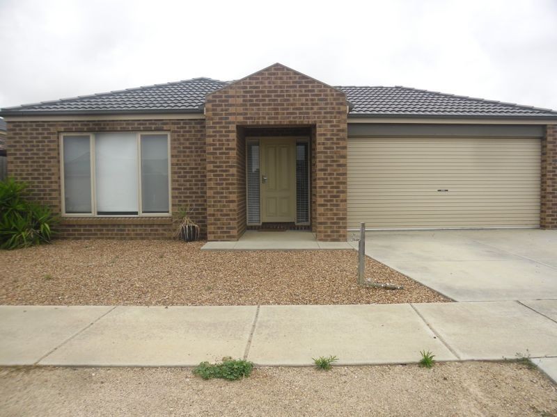 11 Nikola Court, Marshall VIC 3216