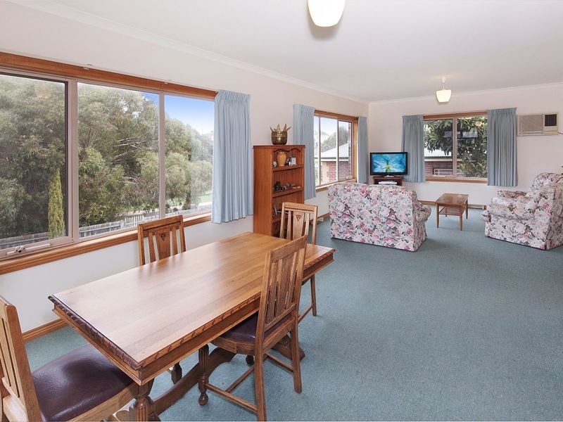 13 Augustine Drive, Highton VIC 3216