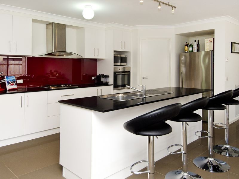 22-23 Viogner Place, Waurn Ponds VIC 3216