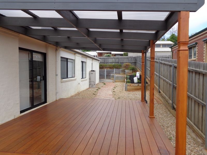 18 Monterey Drive, Waurn Ponds VIC 3216