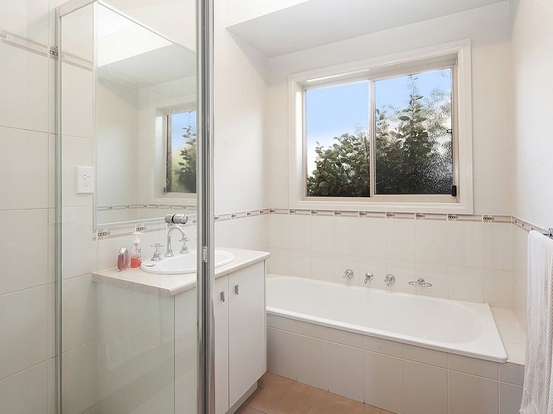 15 Chambers Court, Marshall VIC 3216