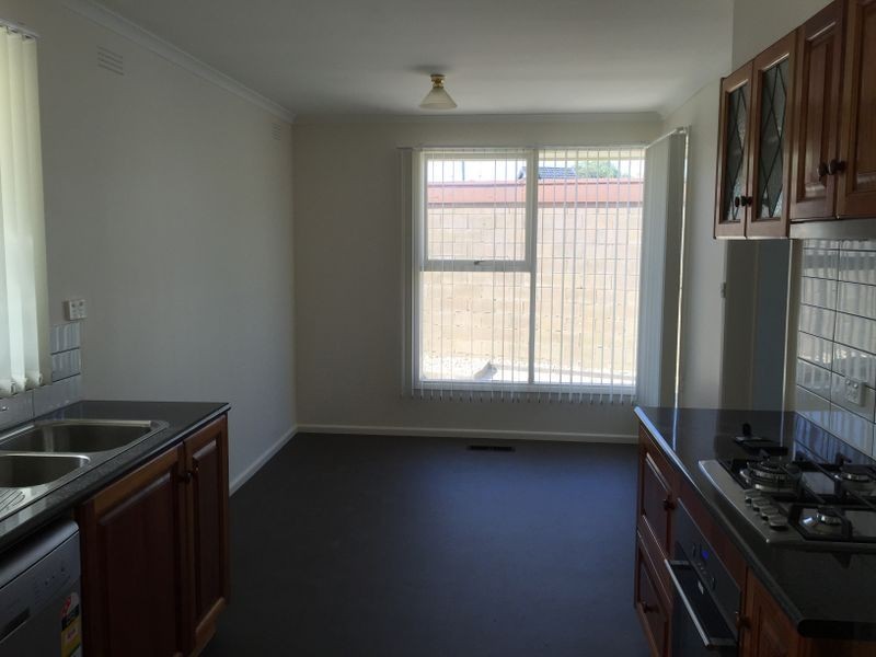 7 Englewood Court, Belmont VIC 3216