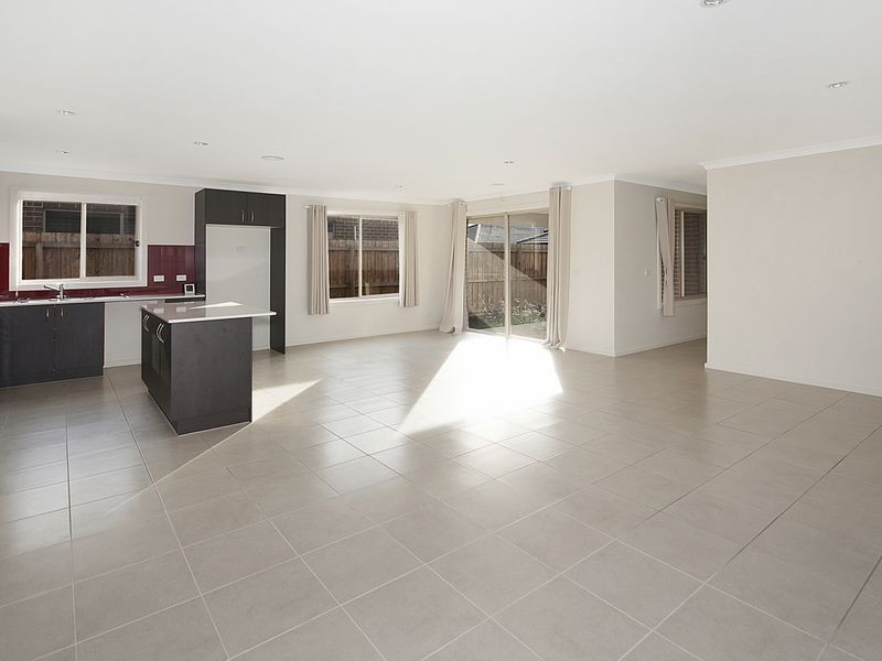 36 Macfarlane Street, Marshall VIC 3216