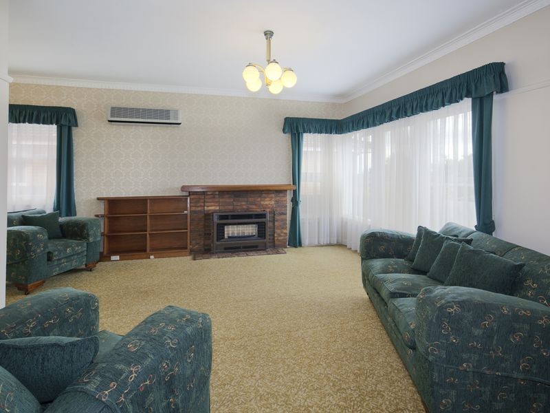 18 George Street, Belmont VIC 3216