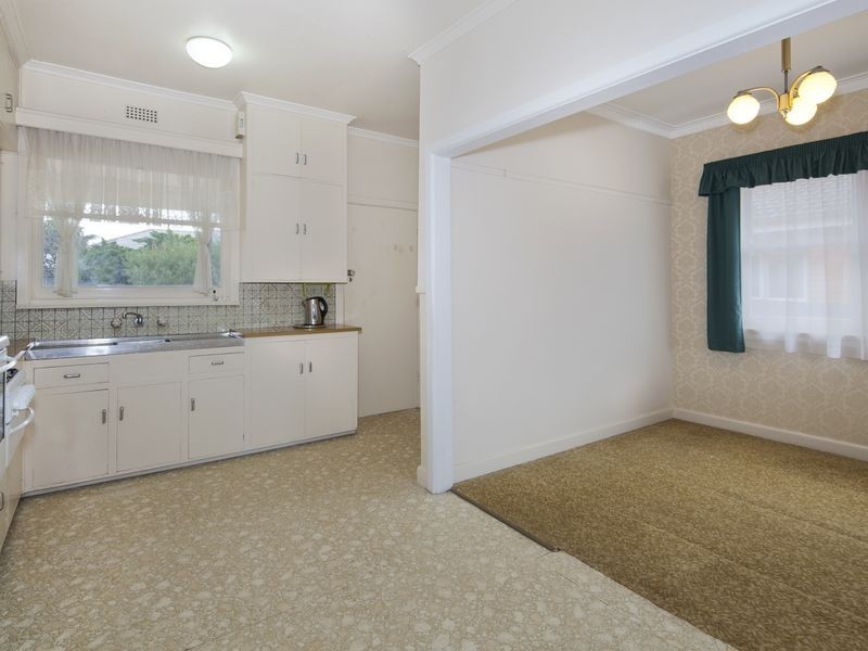 18 George Street, Belmont VIC 3216