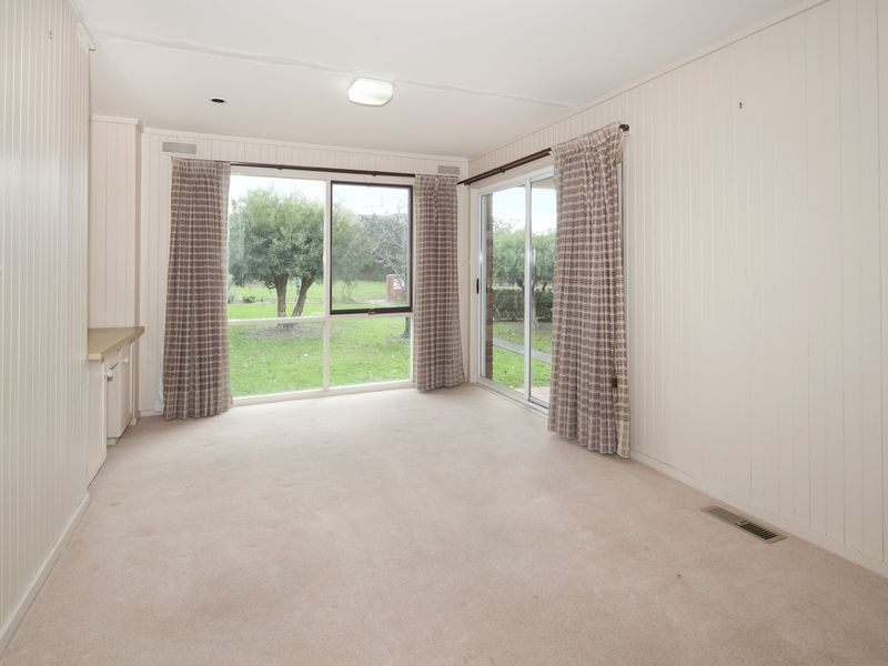 18 George Street, Belmont VIC 3216