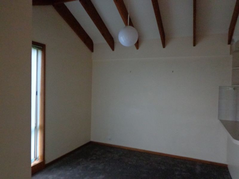 2/1 Highett Road, Highton VIC 3216