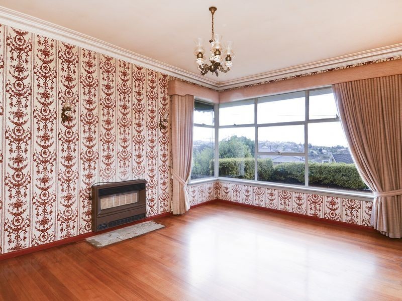 81 Thornhill Road, Highton VIC 3216