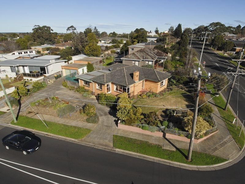 81 Thornhill Road, Highton VIC 3216