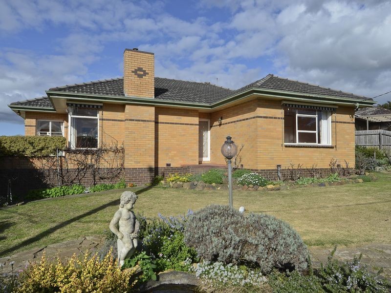 81 Thornhill Road, Highton VIC 3216