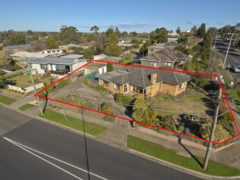 81 Thornhill Road, Highton VIC 3216