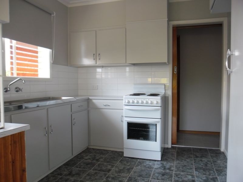 29 Ferndale Parade, Highton VIC 3216