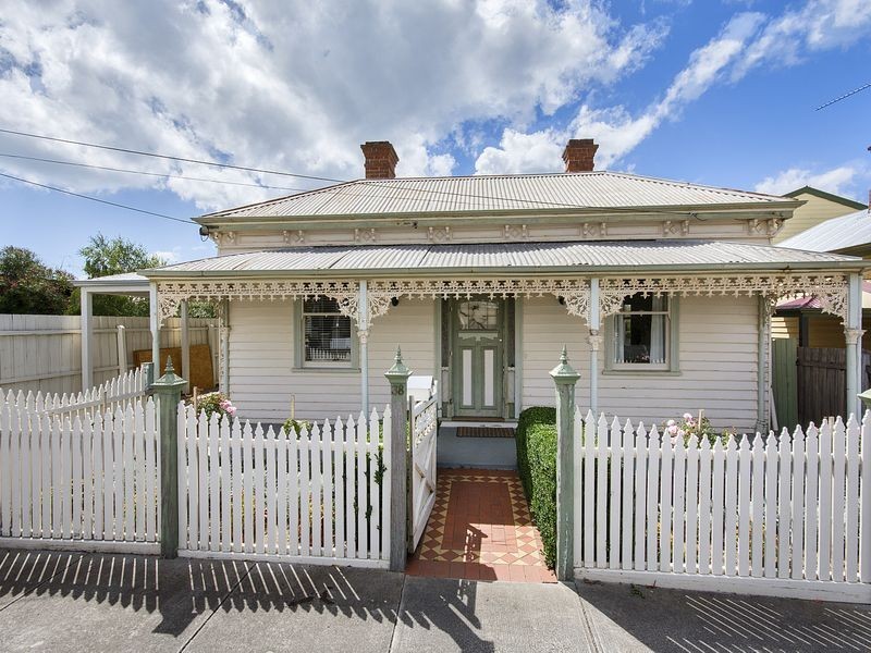 38 Coquette Close, Geelong West VIC 3218