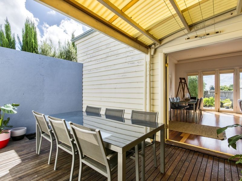 38 Coquette Close, Geelong West VIC 3218