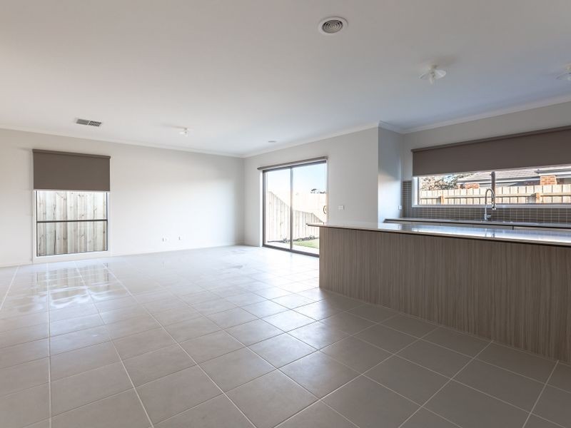 80 Grove Road, Grovedale VIC 3216