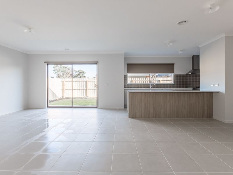 80 Grove Road, Grovedale VIC 3216