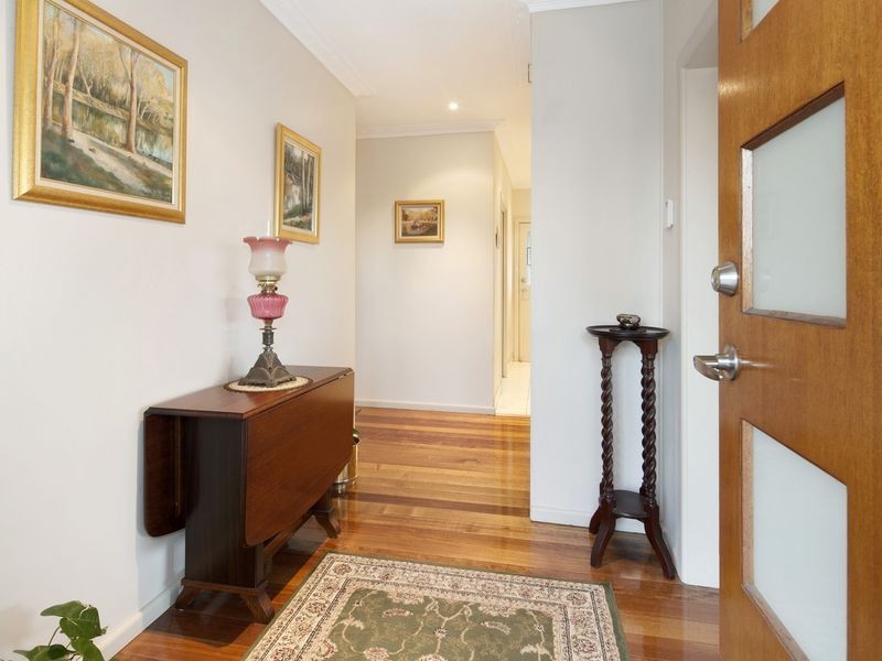 6 South Valley Road, Highton VIC 3216