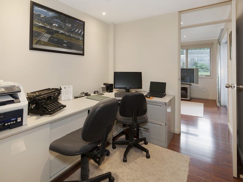 6 South Valley Road, Highton VIC 3216