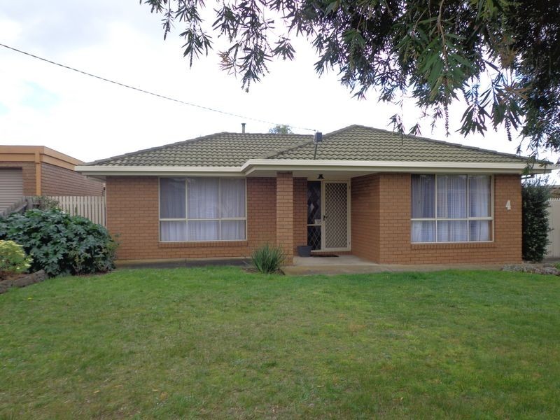 4 Longueville Lane, Grovedale VIC 3216