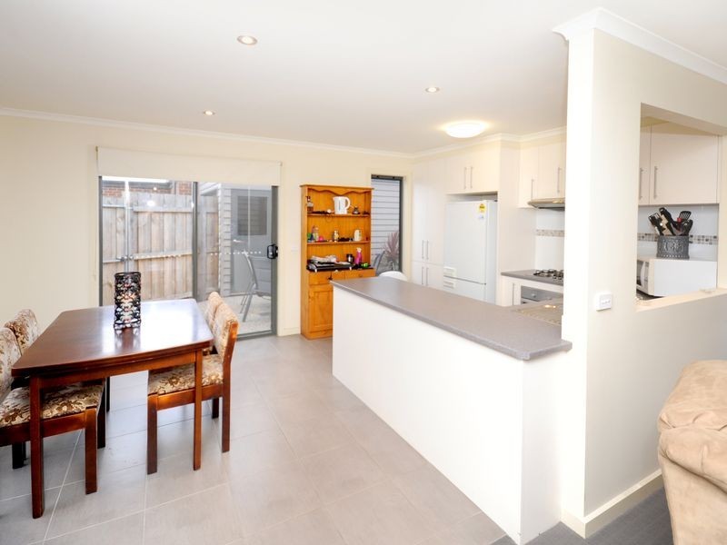 1/51 Tucker Street, Breakwater VIC 3219