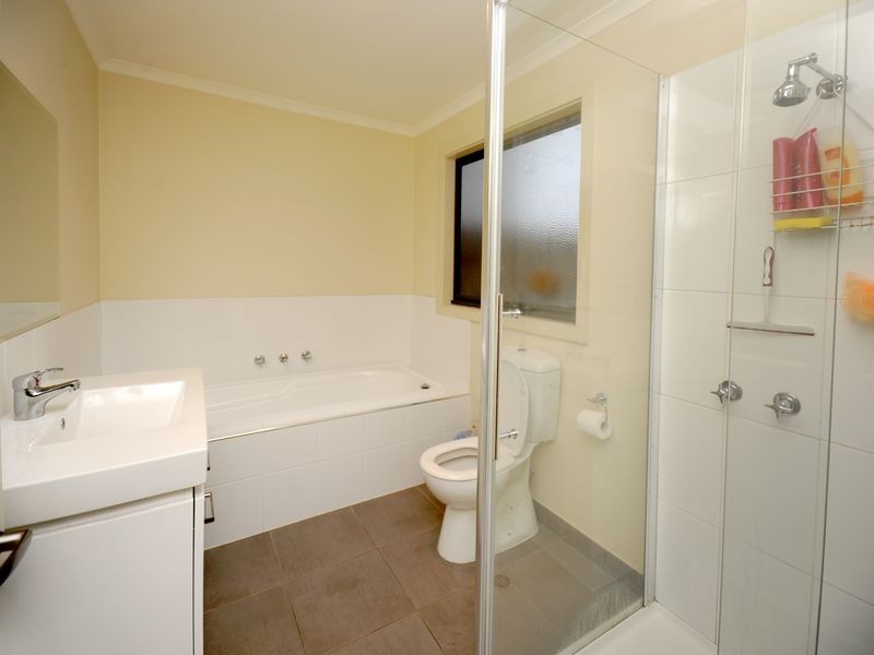 1/51 Tucker Street, Breakwater VIC 3219