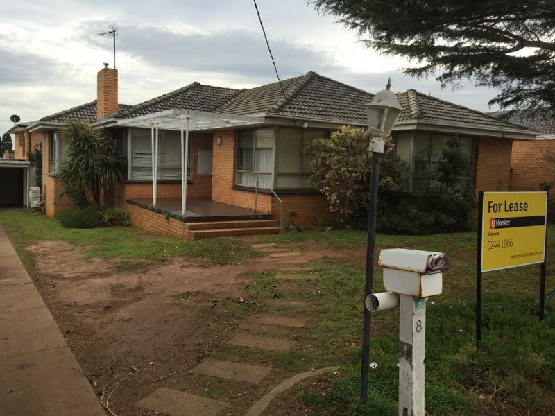 8 Moreton Bay Drive, Highton VIC 3216