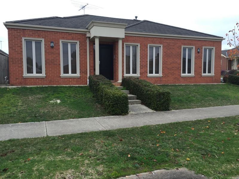 1 Elmsford Court, Highton VIC 3216