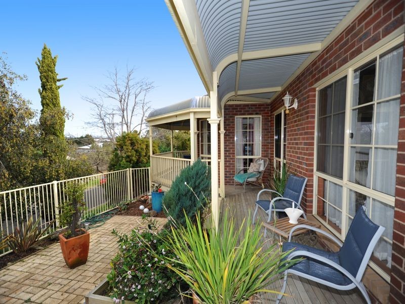 43 Waurnvale Drive, Belmont VIC 3216