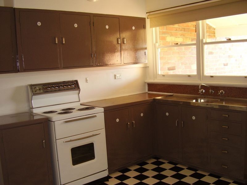 4 Queen Street, Belmont VIC 3216