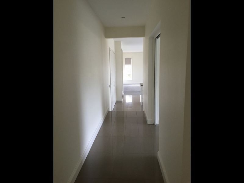 65 Grange Park Drive, Waurn Ponds VIC 3216