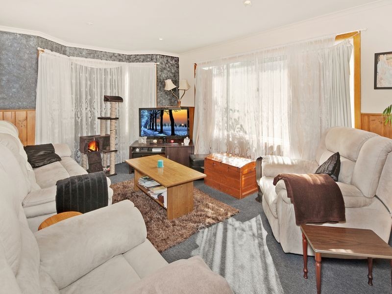 16 Rugby Street, Belmont VIC 3216