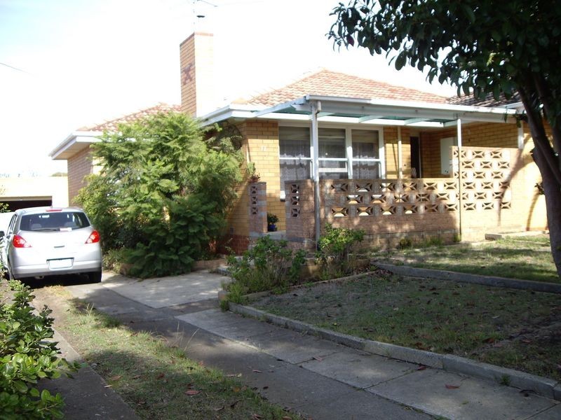 31 Cuthbert Avenue, Highton VIC 3216