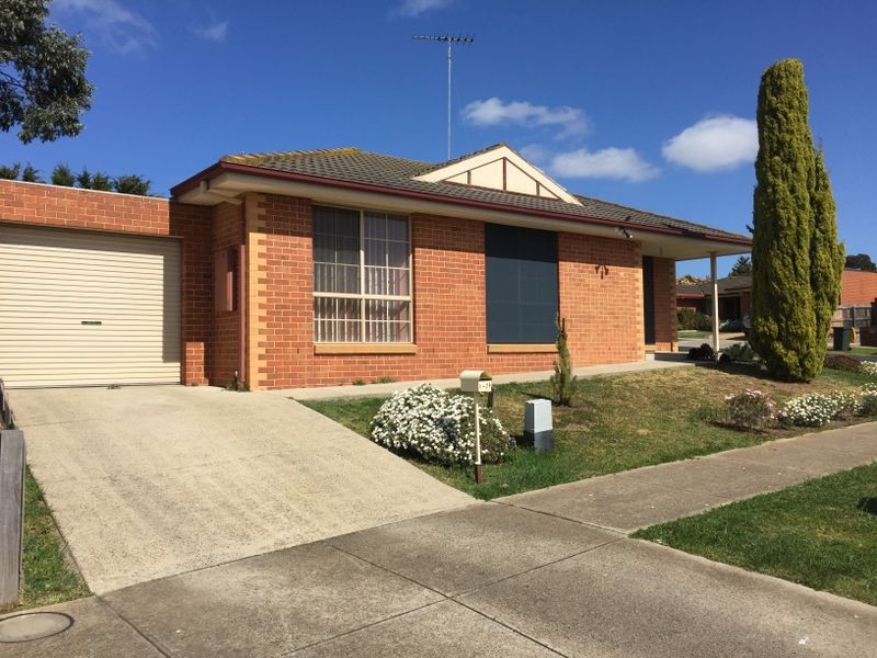 1/29 Meadowvale Drive, Grovedale VIC 3216