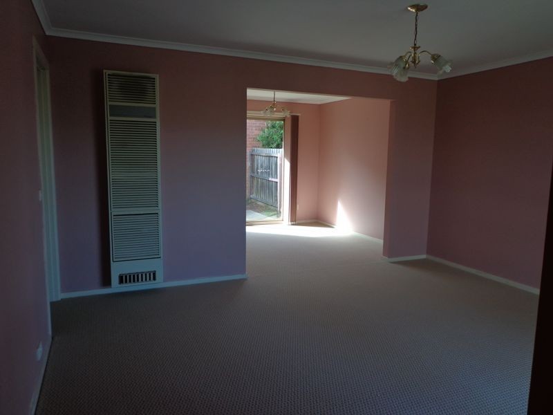 1/29 Meadowvale Drive, Grovedale VIC 3216