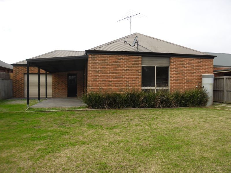 6 Chambers Court, Marshall VIC 3216