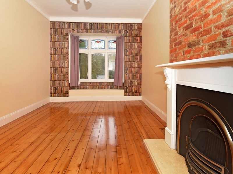 10 Collins Street, Belmont VIC 3216