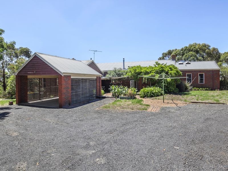 240 Gully Road, Ceres VIC 3221