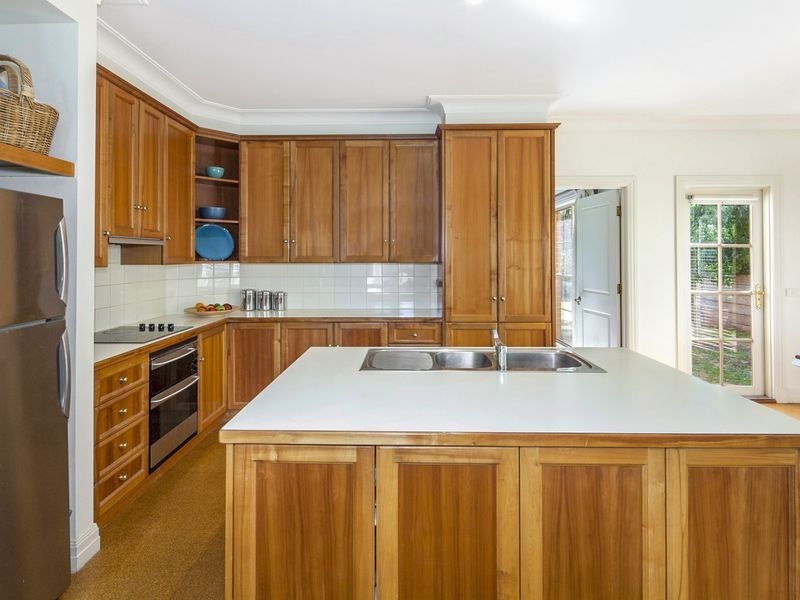 12 Thoroughbred Drive, Highton VIC 3216