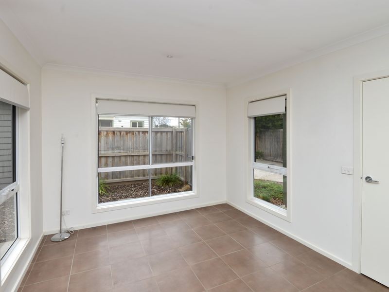 2/76 Marshalltown Road, Marshall VIC 3216