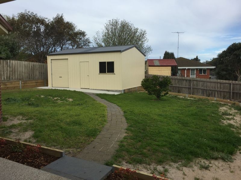 8 Kambalda Court, Leopold VIC 3224
