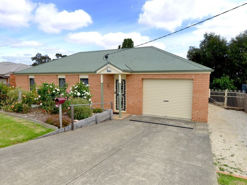 53 Batson Street, Winchelsea VIC 3241