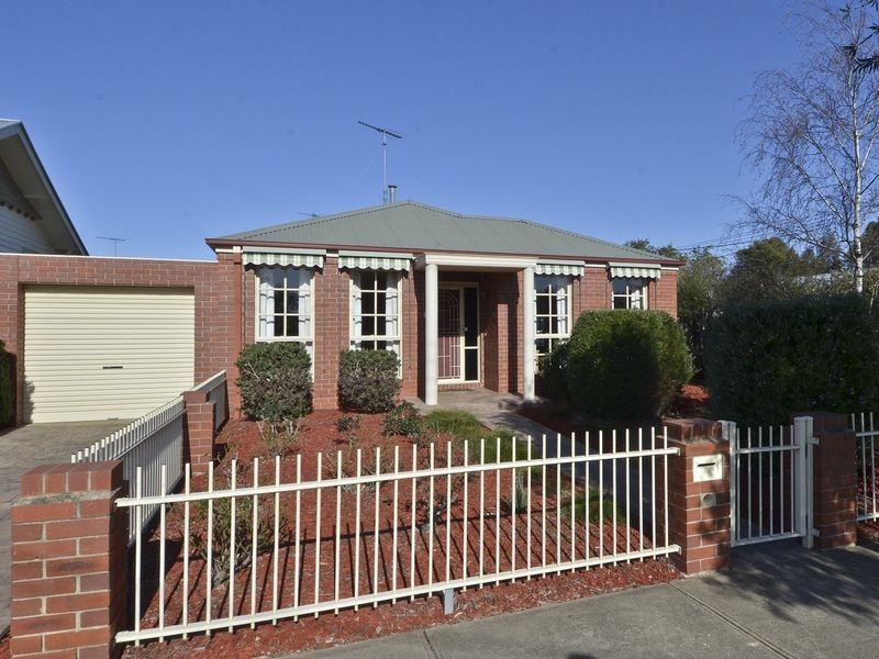 137 Roslyn Road, Belmont VIC 3216