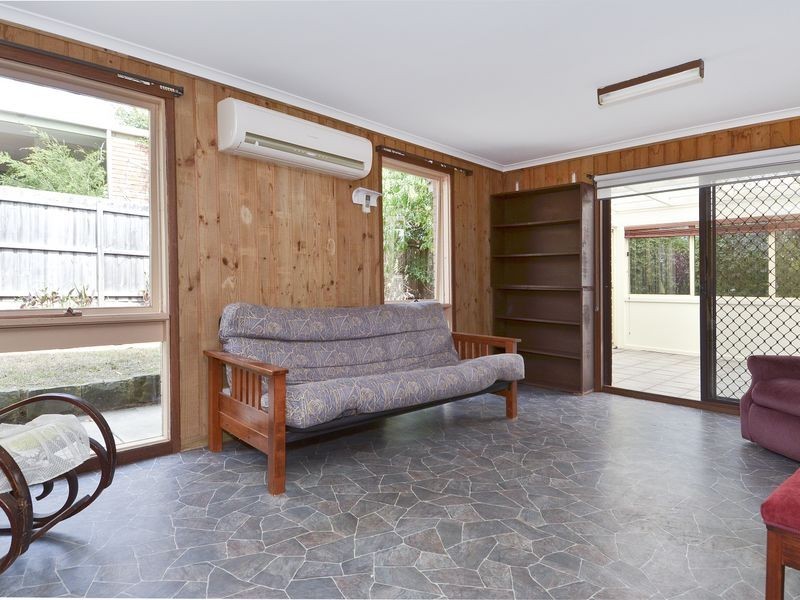 15 Portsmouth Crescent, Grovedale VIC 3216