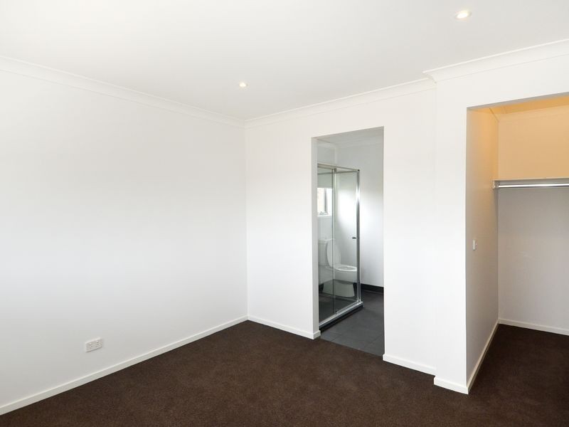 82 Armstrong Boulevard, Mount Duneed VIC 3216